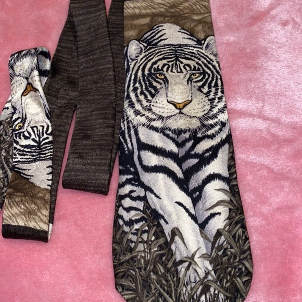 Vintage Endangered Species Silk Tiger Tie
